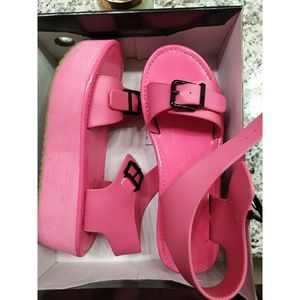 Hot Pink platforms